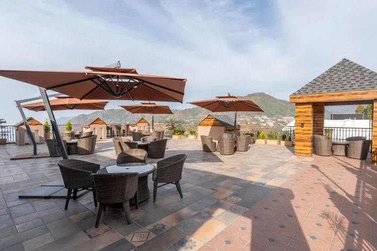 Mountoria Retreat exterior views room